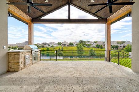 New construction Single-Family house 1208 Legacy Xing, Georgetown, TX 78628 - photo 2 2
