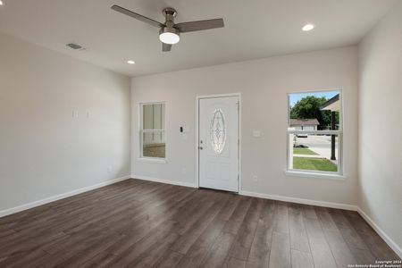 New construction Single-Family house 7419 Buckskin, San Antonio, TX 78227 - photo 3 3