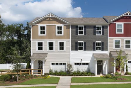 New construction Townhouse house 1114 Keydet Drive, Charlotte, NC 28216 - photo 0 0