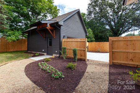 New construction Single-Family house 820 Walnut Street, Belmont, NC 28012 - photo 7 7