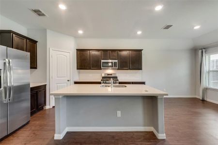 New construction Single-Family house 809 Blackhawk Drive, Princeton, TX 75407 - photo 4 4