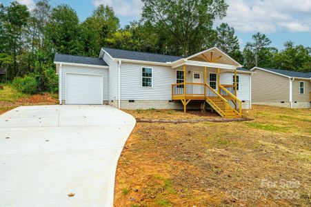 New construction Single-Family house 4644 Old Catawba Road, Catawba, NC 28609 - photo 0