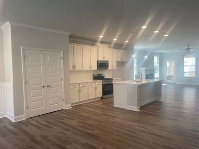 New construction Single-Family house 812 Kestrel Drive, Loganville, GA 30052 Walker - photo