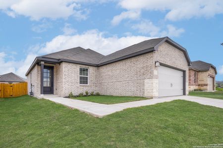 New construction Single-Family house 6618 Aglet Alley, Converse, TX 78109 - photo 1 1