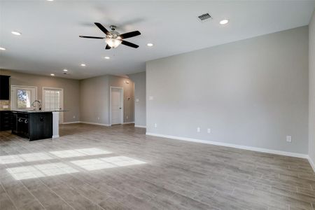 New construction Single-Family house 13138 Bluebonnet, Santa Fe, TX 77510 - photo 6 6