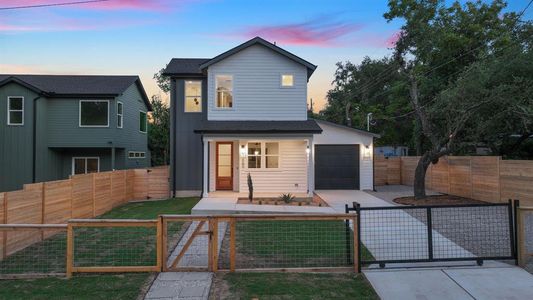 New construction Single-Family house 1007 Reno Dr, Austin, TX 78745 - photo 0