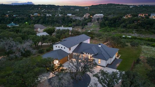 New construction Single-Family house 2601 Improver Rd, Spicewood, TX 78669 - photo 7 7