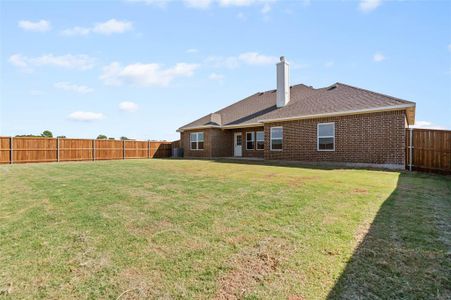 New construction Single-Family house 114 Panther Loop, Mabank, TX 75147 - photo 23 23