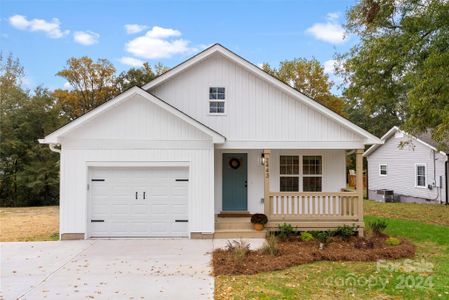 New construction Single-Family house 2443 Myrtle Avenue, Gastonia, NC 28052 - photo 0