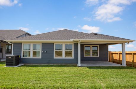 New construction Single-Family house 204 Orchard Laurel Drive, Alvin, TX 77511 - photo 2 2