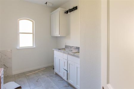 New construction Single-Family house 408 S Medora Street, Terrell, TX 75160 - photo 13 13