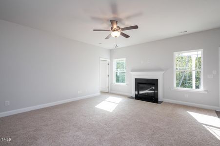 New construction Single-Family house 93 Rosslyn Way, Unit Lot 88, Garner, NC 27529 3130- photo 5 5