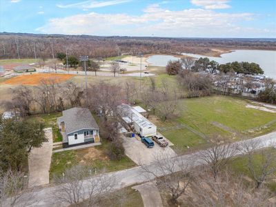 New construction Single-Family house 113 Dwight Drive, Azle, TX 76020 - photo 28 28