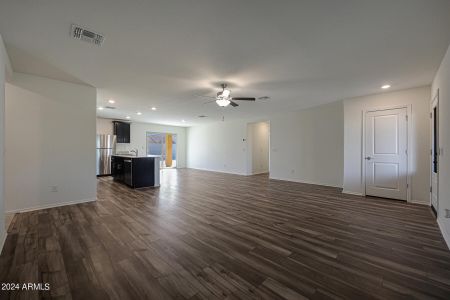 New construction Single-Family house 3830 N Tulsa Court, Casa Grande, AZ 85122 - photo 4 4