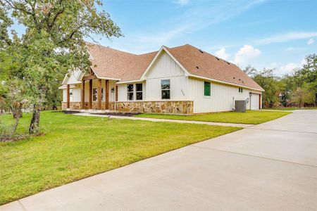 New construction Single-Family house 325 Zebrastone Way, Weatherford, TX 76487 2201 Abrams- photo 2 2
