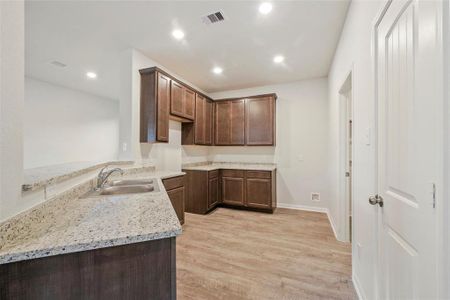 New construction Single-Family house 803 Tejas Village Parkway, Beasley, TX 77417 Rockport- photo 3 3
