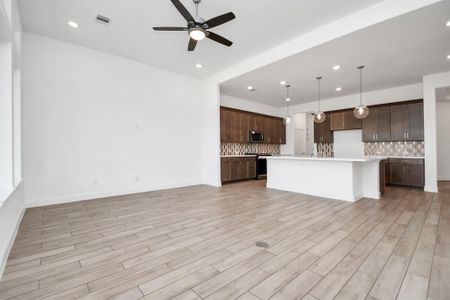 New construction Condo/Apt house 1611 Sterling Water Drive, Missouri City, TX 77459 Bellissimo- photo 21 21