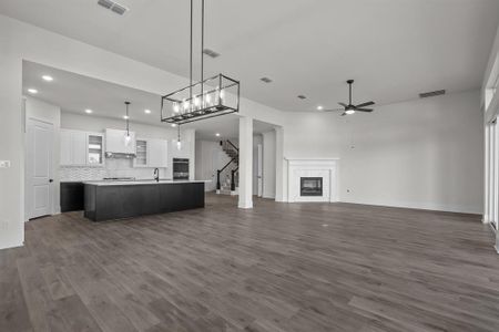 New construction Single-Family house 21935 Glasswing Drive, Cypress, TX 77433 - photo 18 18