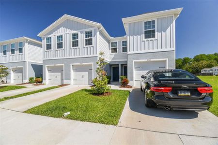 New construction Townhouse house 12319 Grizzly Lane, New Port Richey, FL 34654 - photo 2 2