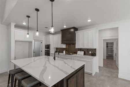 New construction Single-Family house 1008 Elevation Trail, Weatherford, TX 76087 - photo 8 8