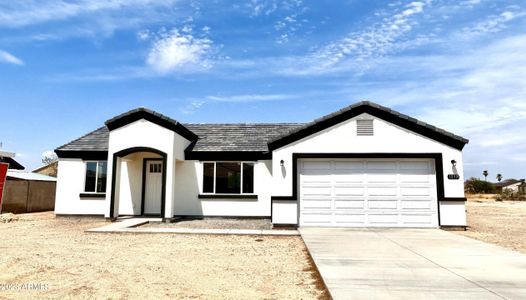 New construction Single-Family house 10919 W Carmelita Circle, Arizona City, AZ 85123 - photo 5