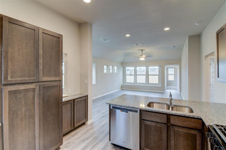 New construction Single-Family house 8169 Daisy Cutter Crossing, Georgetown, TX 78626 - photo 14 14