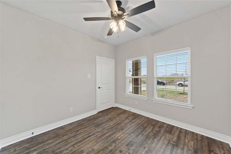 New construction Single-Family house 905 Eva Lane, Greenville, TX 75402 - photo 28 28