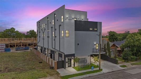 New construction Townhouse house 521 Melba Street, Unit 102, Dallas, TX 75208 - photo 27 27