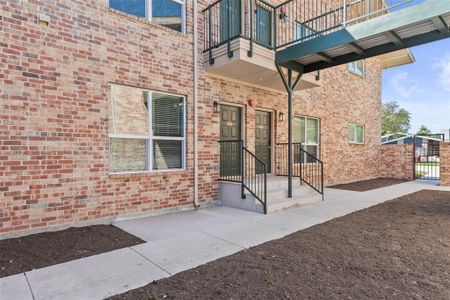 New construction Condo/Apt house 11232 Park Central Place, Unit A, Dallas, TX 75230 - photo 0