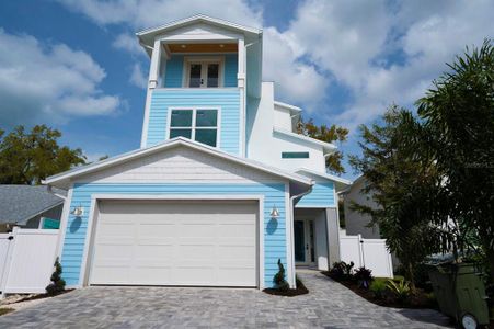 New construction Single-Family house 1647 Siesta Drive, Sarasota, FL 34239 - photo 0 0