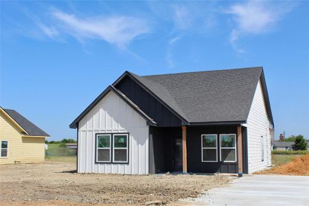 New construction Single-Family house 104 Don Lane, Itasca, TX 76055 - photo 1 1