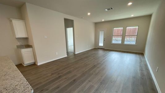 New construction Single-Family house 319 Vitex Drive, Royse City, TX 75189 - photo 6 6