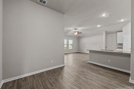 New construction Single-Family house 5539 Onyx Valley, San Antonio, TX 78242 Pineda - B- photo 22 22