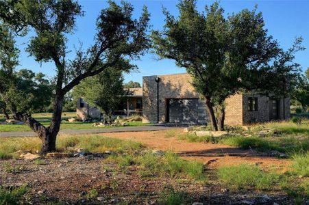 New construction Single-Family house 103 Southeast Trl, Spicewood, TX 78669 - photo 28 28