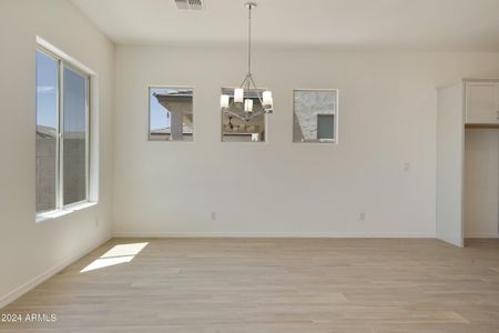 New construction Single-Family house 15664 W Mercer Lane, Surprise, AZ 85379 - photo 8 8