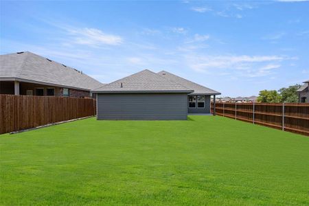 New construction Single-Family house 906 Versailles Court, Cleburne, TX 76033 Concept 1503- photo 24 24