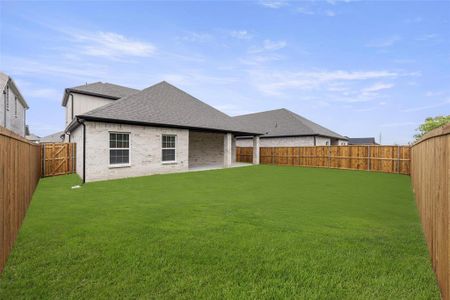 New construction Single-Family house 575 Water Valley Drive, Lavon, TX 75166 - photo 2 2