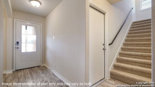 New construction Single-Family house 207 Sparrowhawk, San Antonio, TX 78253 - photo 8 8