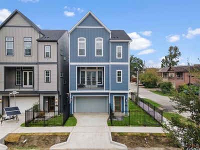 New construction Single-Family house 1348 W Alexander Street, Houston, TX 77008 - photo 0