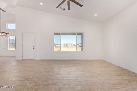 New construction Single-Family house 13681 S Del Rio Road, Arizona City, AZ 85123 - photo 4 4