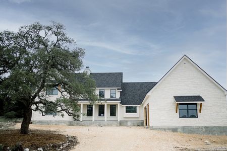 New construction Single-Family house 1220 Decanter Dr, New Braunfels, TX 78132 - photo 14 14