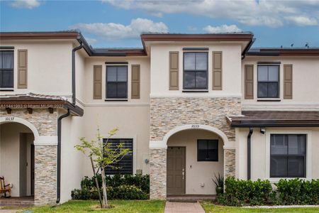 New construction Townhouse house 10133 Southwest 228th Terrace, Cutler Bay, FL 33190 - photo 0 0