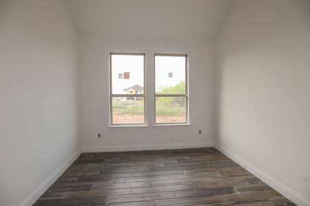 New construction Single-Family house 5213 Estates Oak Way, San Antonio, TX 78263 Blanco- photo 62 62