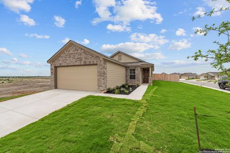 New construction Single-Family house 4216 Carlotta Drive, New Braunfels, TX 78130 Primrose- photo
