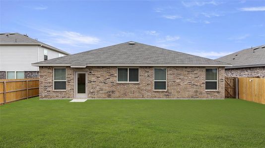 New construction Single-Family house 960 Billups, Van Alstyne, TX 75495 - photo 39 39