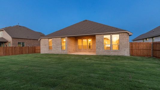 New construction Single-Family house 3448 Hidden Hollow Drive, Grand Prairie, TX 76065 INGRAM- photo 32 32