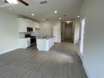 New construction Condo/Apt house 107 Yearling Way, Georgetown, TX 78626 - photo