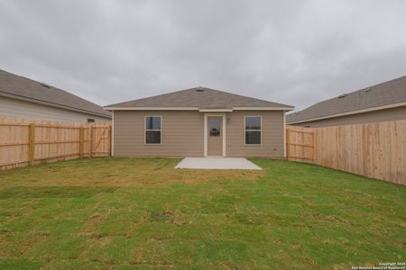 New construction Single-Family house 1308 Moby Drive, New Braunfels, TX 78130 Hibiscus - photo 5 5