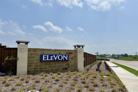 New construction Single-Family house 719 Hidden Feather Drive, Lavon, TX 75166 Wisteria - 30' Smart Series- photo 4 4