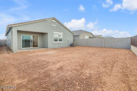 New construction Single-Family house 17615 N Ravello Road, Maricopa, AZ 85138 - photo 20 20